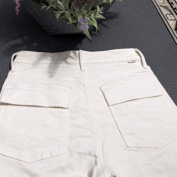 MOTHER The Rambler Cargo Ankle Jeans - Picture 7 of 16